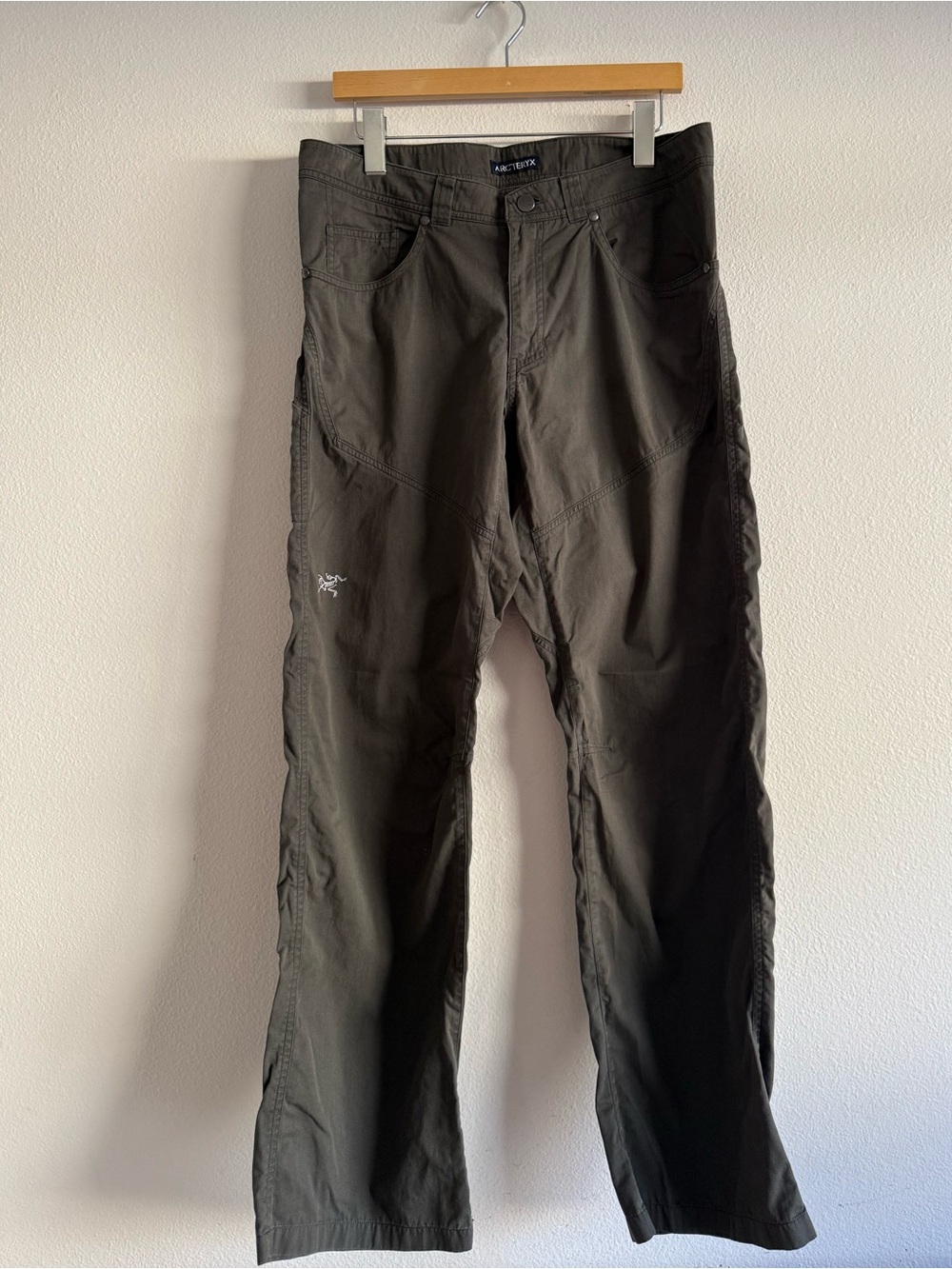 Arc'Teryx Cargo Pants men’s Sz 32x32 hiking outdoor